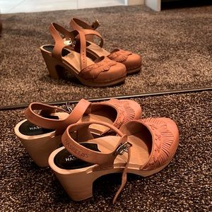 Swedish Hasbeens - Tan clogs with fringe detail